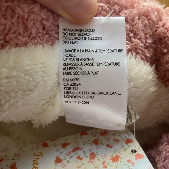 NWT Free People Cozy Super Soft Blush Beanie - Picture 11 of 13